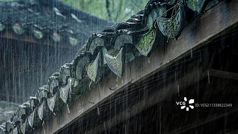 選天格中國(guó)高端實(shí)木地板，梅雨季讓家輕松告別“霉變”